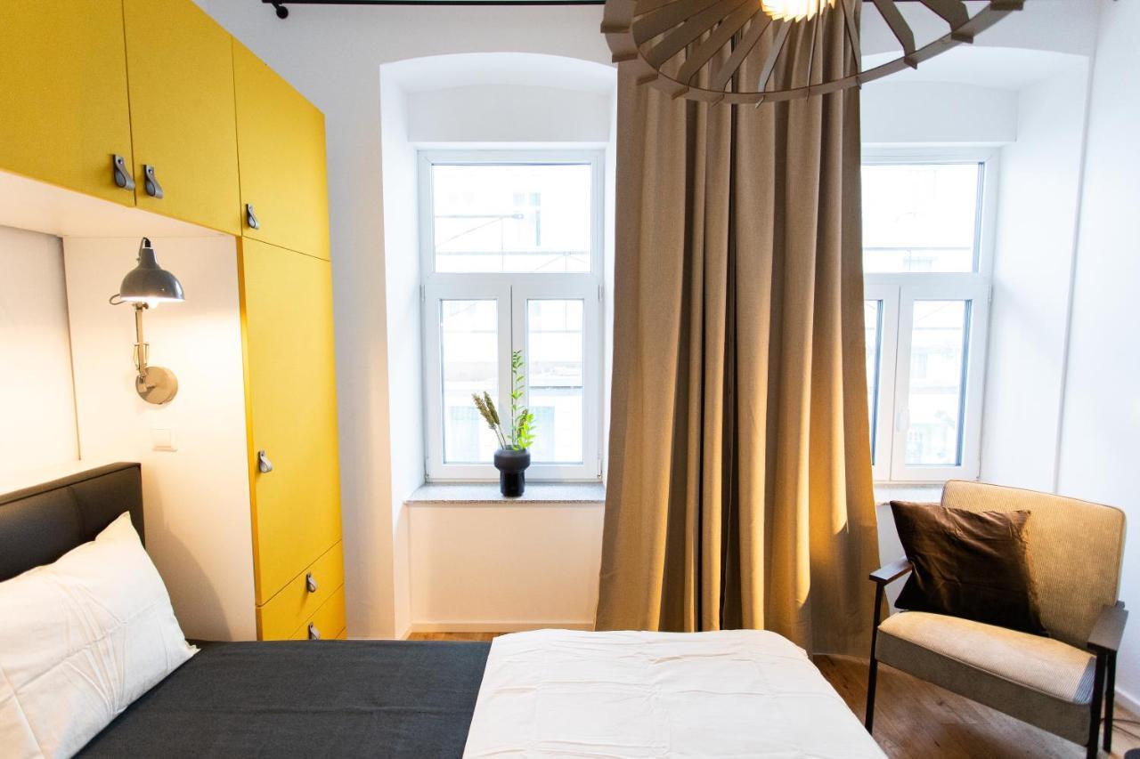 Stilvolle Mit Ruhig Gelegenem Balkon Wenen