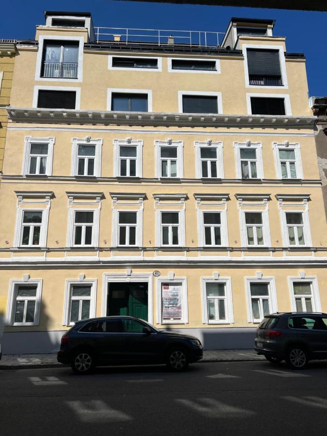 Stilvolle Mit Ruhig Gelegenem Balkon Appartement *